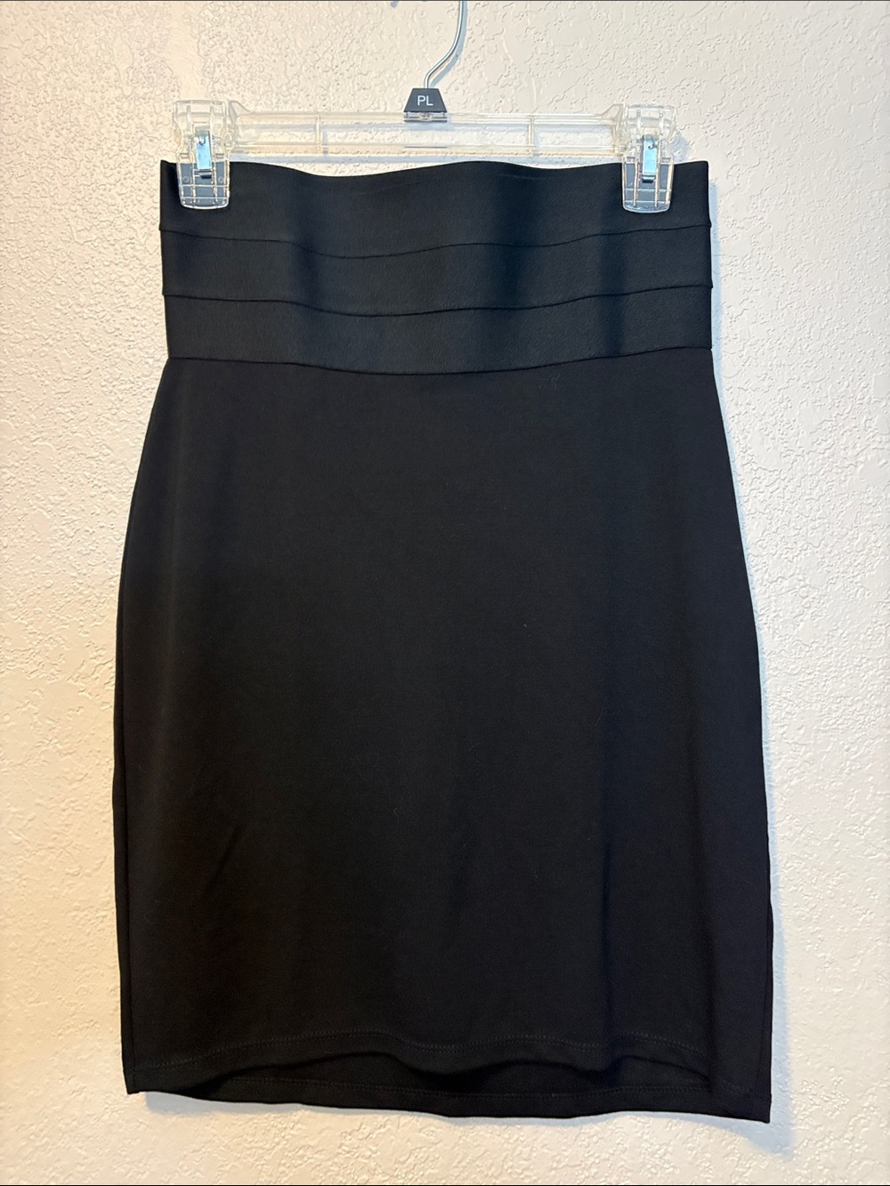 Max Studio Black Stretch Mini Skirt Size Small